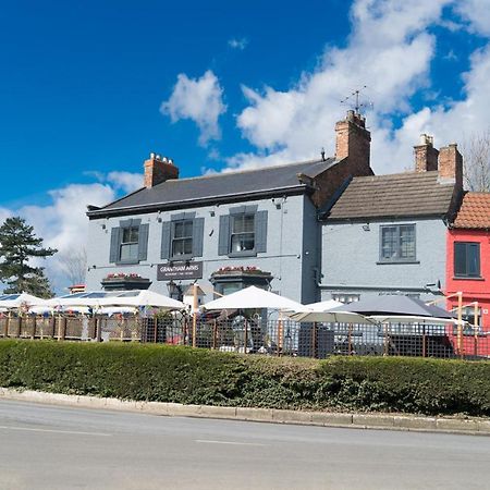 ホテル Grantham Arms ボローブリッジ エクステリア 写真