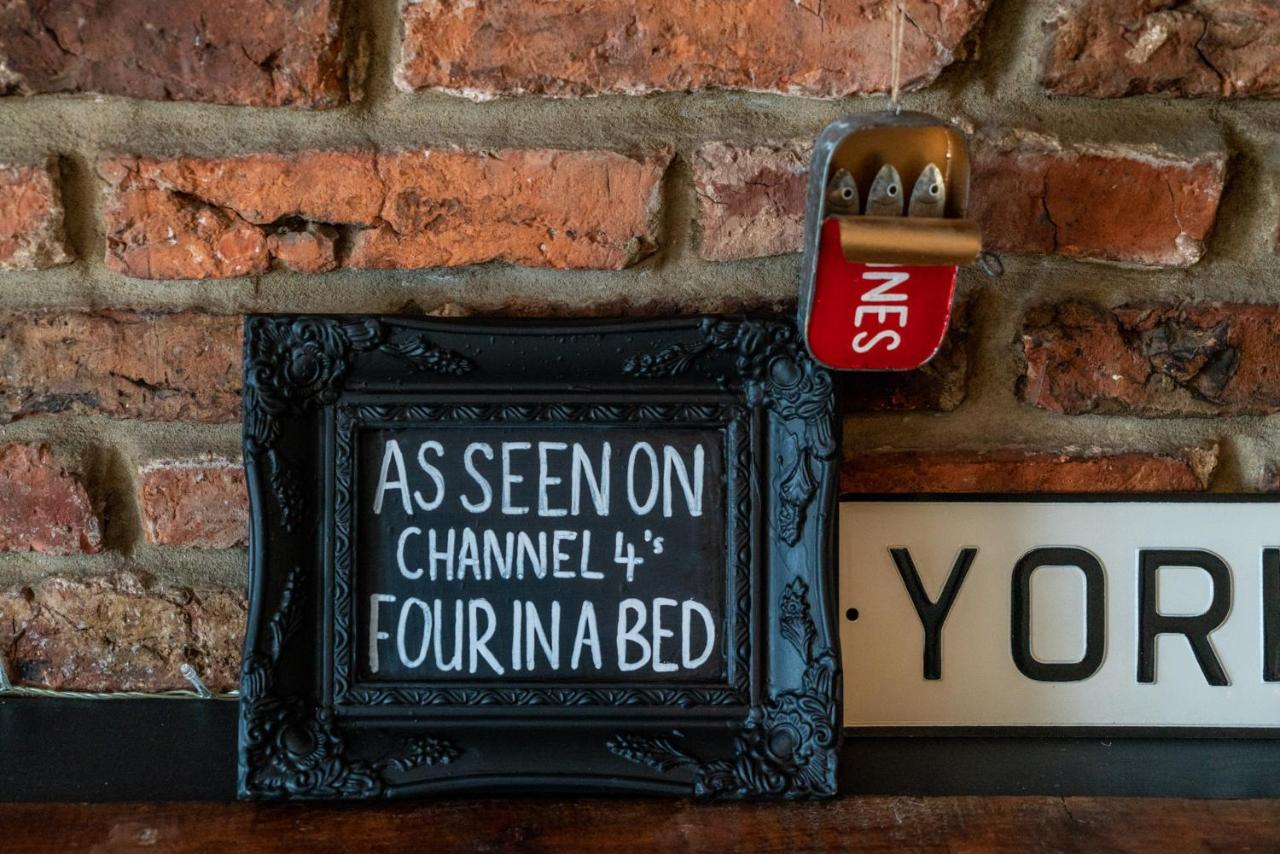 ホテル Grantham Arms ボローブリッジ エクステリア 写真