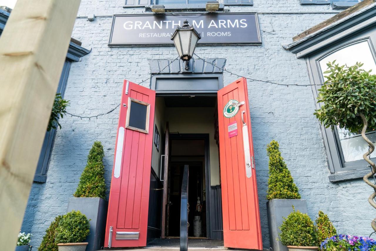 ホテル Grantham Arms ボローブリッジ エクステリア 写真